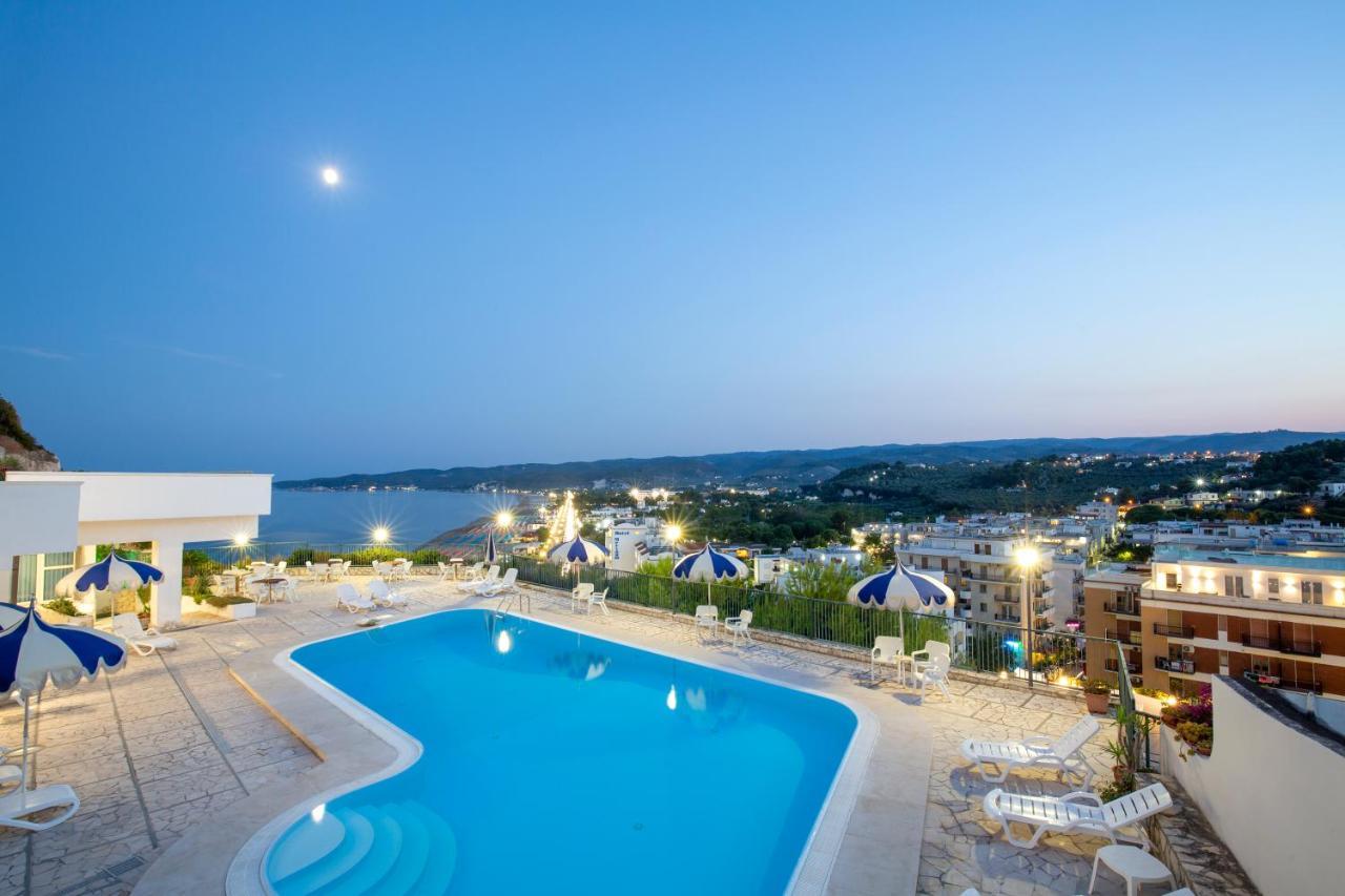 Svevo Sea House Aparthotel Vieste Exterior photo